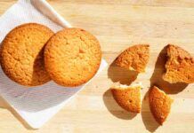 Biscotti acqua e arancia, leggeri e super friabili per una colazione eccezionale Biscotti acqua e arancia 22072023 ricettasprint