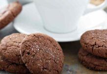 Vuoi dei biscotti light al cioccolato 0 burro 0 latte, l’ho sostituito con lo yogurt Vuoi dei biscotti light al cioccolato 0 burro 0 latte, l'ho sostituito con lo yogurt