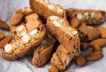 Cantucci senza burro, ma nessuno se ne accorgerà, saranno buonissimi lo stesso Cantucci senza burro, ma nessuno se ne accorgerà, saranno buonissimi lo stesso