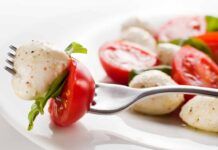Caprese a modo mio: fresca e leggera, è subito pronta