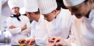 Chef più famosi del mondo 2023, che brutta figura per l'Italia: la classifica parla chiaro, eco chi c'è al primo posto