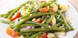 Prova l'insalata di patate fredda con pomodorini e fagiolini, il 4° ingrediente sceglilo tu!