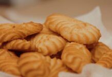 Li prepari senza uova e burro, ma sono i biscotti più buoni in assoluto, prova e vedrai! Li prepari senza uova e burro, ma sono i biscotti più buoni in assoluto, prova e vedrai!