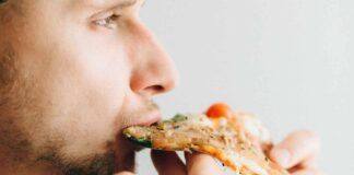 Mangi la pizza senza ingrassare se fai in un modo specifico