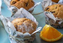 Muffin cocco arancia e gocce di cioccolato 24072023 ricettasprint