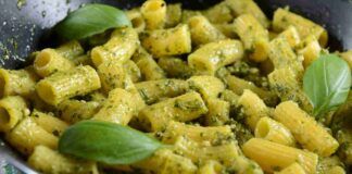 Pasta al pesto di basilico e noci, ancora più saporita e gustosa