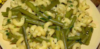 Hai solo dei fagiolini? Ti faccio preparare un piatto unico pazzesco, ti occorrerà solo della pasta