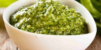 Vuoi fare un pesto diverso, provalo alla salvia, delicato e subito pronto