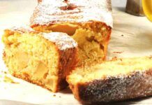 Con 2 mele e un vasetto di yogurt realizzi un plumcake morbidissimo da fare subito Con 2 mele e un vasetto di yogurt realizzi un plumcake morbidissimo da fare subito
