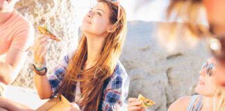 Che cosa mangiare in spiaggia senza sentirsi male