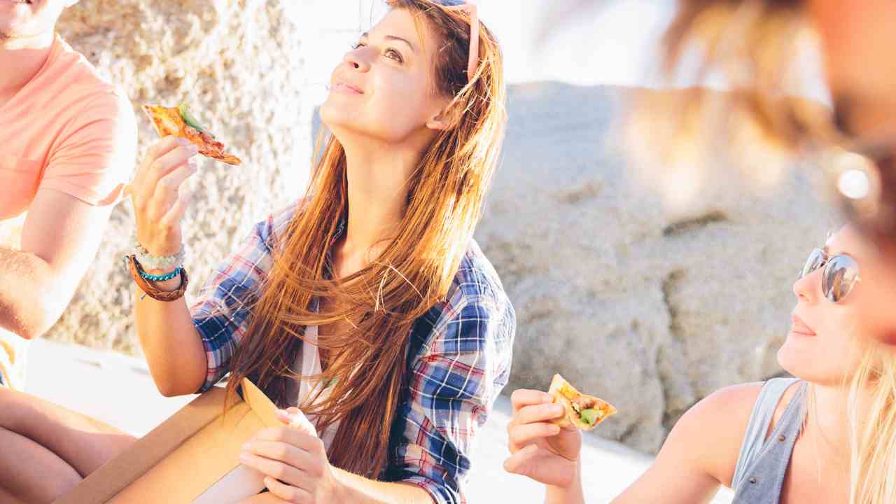 Che cosa mangiare in spiaggia senza sentirsi male