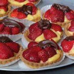 Tartellette con crema pasticcera fragole e nutella 09072023 ricettasprint