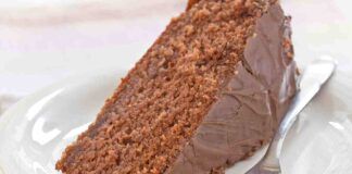 Torta al cioccolato sofficissima: infallibile, e pronta in 5 minuti