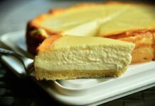 Torta cremosa al latte e vaniglia 01082023 ricettasprint