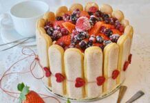 Torta di savoiardi fruttata 01082023 ricettasprint