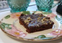 Tortina veloce di biscotti e crema al cioccolato 22072023 ricettasprint