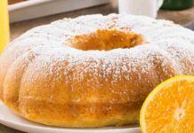 Ciambellone al pompelmo, fluffoso e senza burro inizia la giornata con il piede giusto Ciambellone al pompelmo, fluffoso e senza burro, e inizi la giornata con il piede giusto