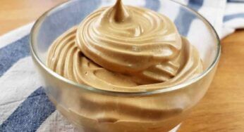 Crema al caffè compattissima senza panna, ancora più buona, ancora più leggera