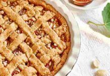 Crostata di fichi: raccoglili direttamente dall'albero e mettili nell'impasto, il dessert dalle mille e una notte