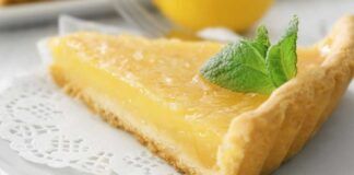 Crostata alla crema di limone, profumatissima e golosa, è la merendina di oggi perfetta