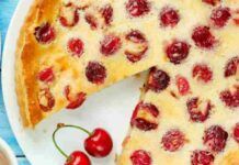 Crostata amalfitana, la crema che avvolge le amarene e la frolla ne racchiude il tutto, e non è magia?