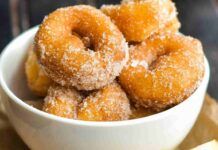 Fai le frittelle di mele ma senza friggerle, ancora più semplici da fare e più leggere