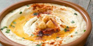 Hummus di ceci alla paprika, cambia linea in cucina, fai tutto più allegro e saporito