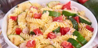 Pasta pomodori e zucchine, aggiungi questo ingrediente e la cena è fantastica