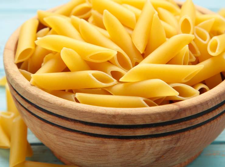 Penne cremose ai funghi e peperoni metti tutto in padella e in meno di 15 minuti servirai il pranzo Ricettasprint