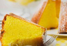 Torta light alla ricotta e limone, tutti la stanno facendo: la ricetta che ti fa mangiare il dolce senza mettere peso