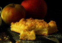 Torta sbriciolata con crema gialla mele e mandorle, ti garantisco che è paradisiaca Torta sbriciolata con crema gialla mele e mandorle 17082023 ricettasprint