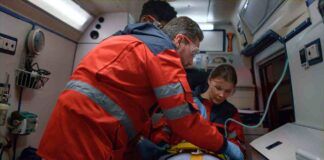 Bambina di 2 anni mangia un formaggio e finisce in ospedale
