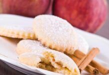 Biscotti cuor di mela: questi li prepari con la pasta frolla all’olio, bontà e leggerezza tutta da gustare Biscotti cuor di mela questi li prepari con la pasta frolla all'olio, bontà e leggerezza tutta da gustare