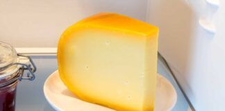 Come conservare il formaggio in frigo - RicettaSprint