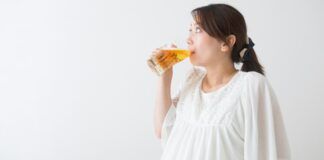 Bere birra apporta grossi benefici all'intestino