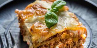 Lasagne come quelle del forno di una volta, infornale così nel tuo forno, faranno una crosticina favolosa