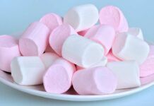 Marshmallow fatti in casa provali con la cioccolata calda sono buonissimi