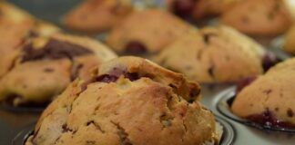 Muffin con crema di yogurt al cioccolato 17092023 ricettasprint