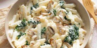 Pasta ai funghetti fritti con panna e spinaci 12092023 ricettasprint