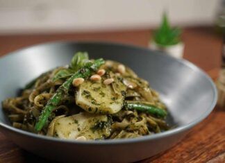 Pesto di basilico con olive nere e fagiolini 30092023 ricettasprint