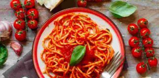 Spaghetti basilico pomodorini