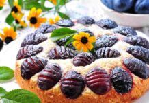 Susine e noci due ingredienti principali che non possono assolutamente mancare nella mia torta autunnale