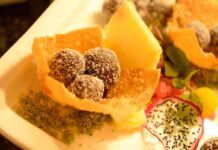 Tartufini di ricotta con cacao e cocco 30092023 ricettasprint