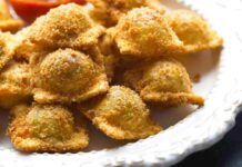 Ti sono avanzati pochi ravioli Mettili in padella, friggili e servi in 5 minuti l'antipasto