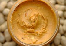 Una crema proteica e molto nutriente, il burro di arachidi fatto in casa in pochi passaggi