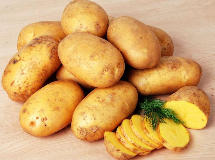 Non ti basteranno un kilo di patate, ogni volta sono sempre poche, patate bravas alla spagnola, favolose! Foto di ricettasprint