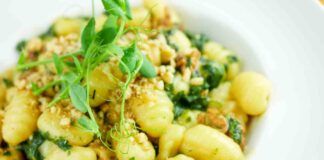 8 Noci e pochi spinaci ti servono e preparerai degli gnocchi irresistibili, spariranno dal piatto in men che non si dica