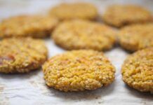 Biscotti 3 ingredienti in 3 minuti non servono latte uova e farina ricettasprint.it