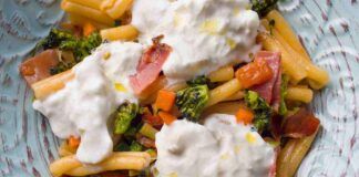 Casarecce alle verdure con pancetta e burrata 16102023 ricettasprint