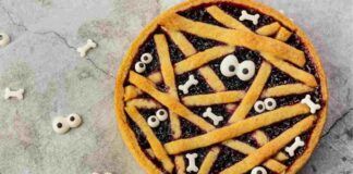 Crostata mostruosa di Halloween per concludere la serata in modo speciale e non solo